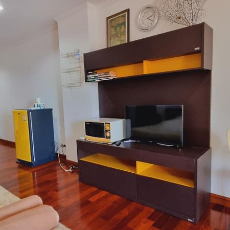 Hua Hin Baanklang Condo By Petch Екстериор снимка