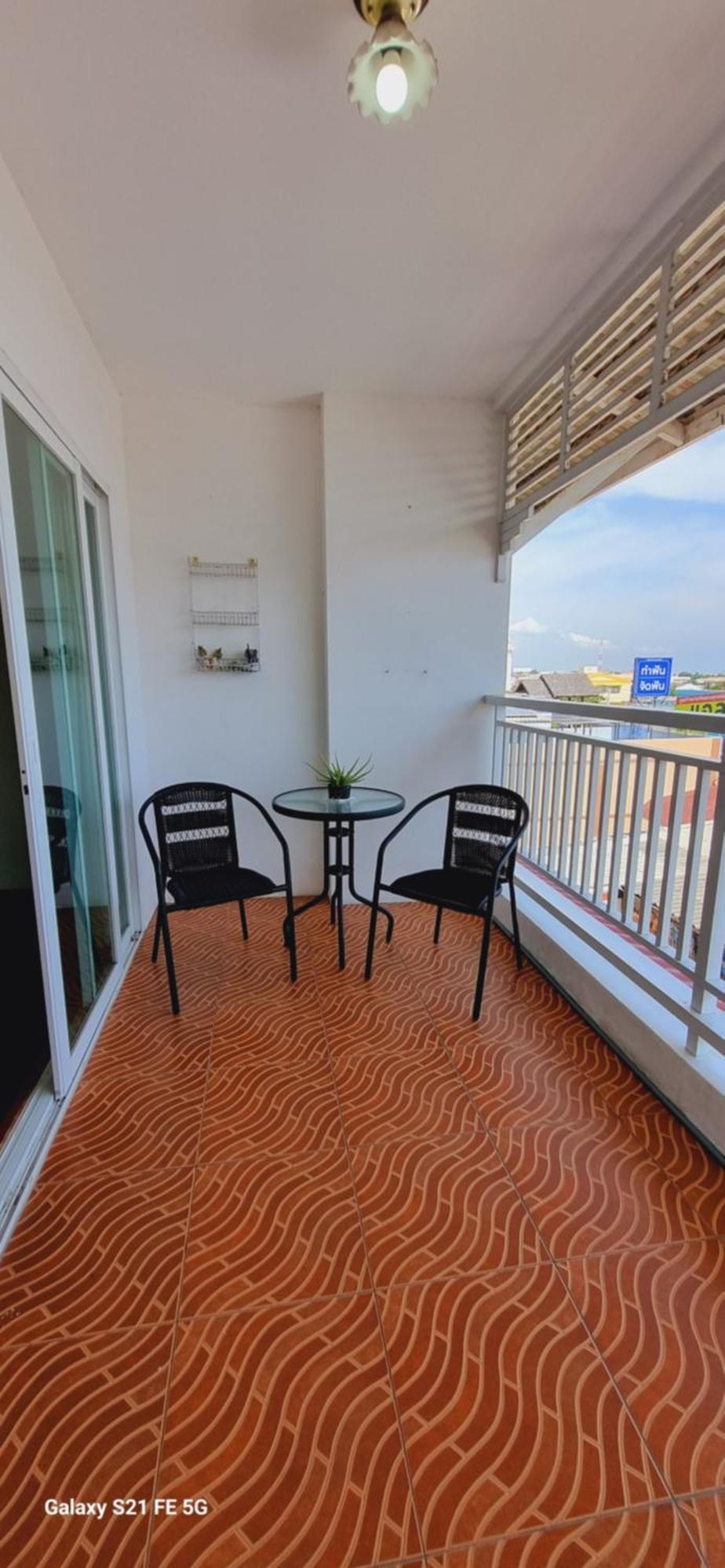 Hua Hin Baanklang Condo By Petch Екстериор снимка
