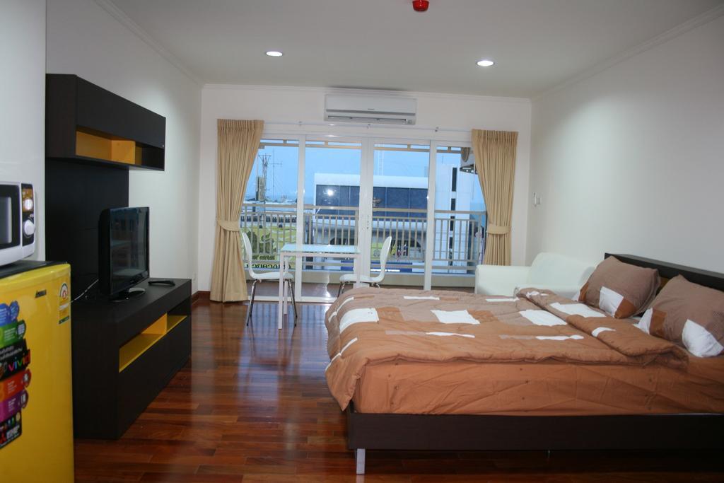 Hua Hin Baanklang Condo By Petch Екстериор снимка